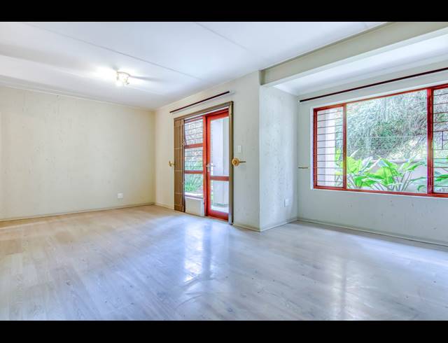 3 BEDROOM APARTMENT TO LET IN FERNDALE